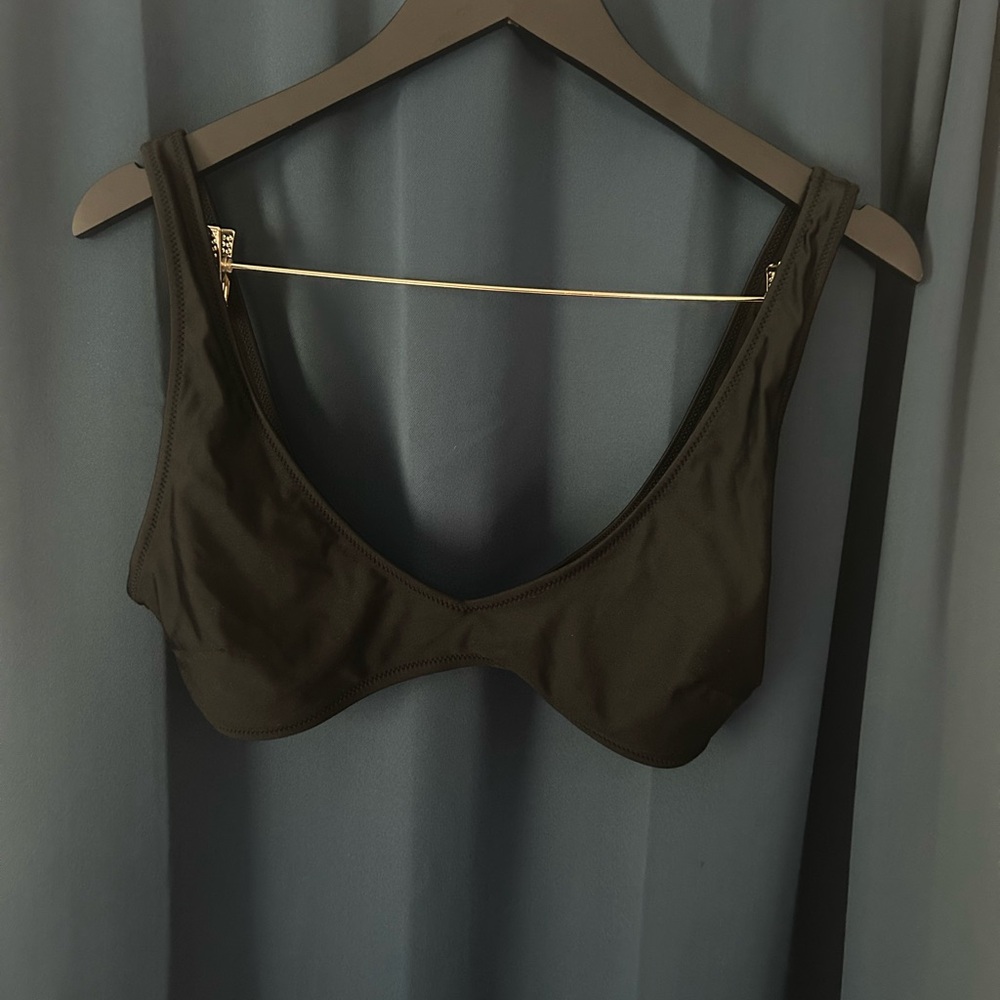 Aerie Black Scoop Bikini Top!
